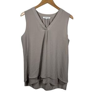 Rose & Olive Top Women M Gray Tank High Low Hem Timeless Career Spring Blouse